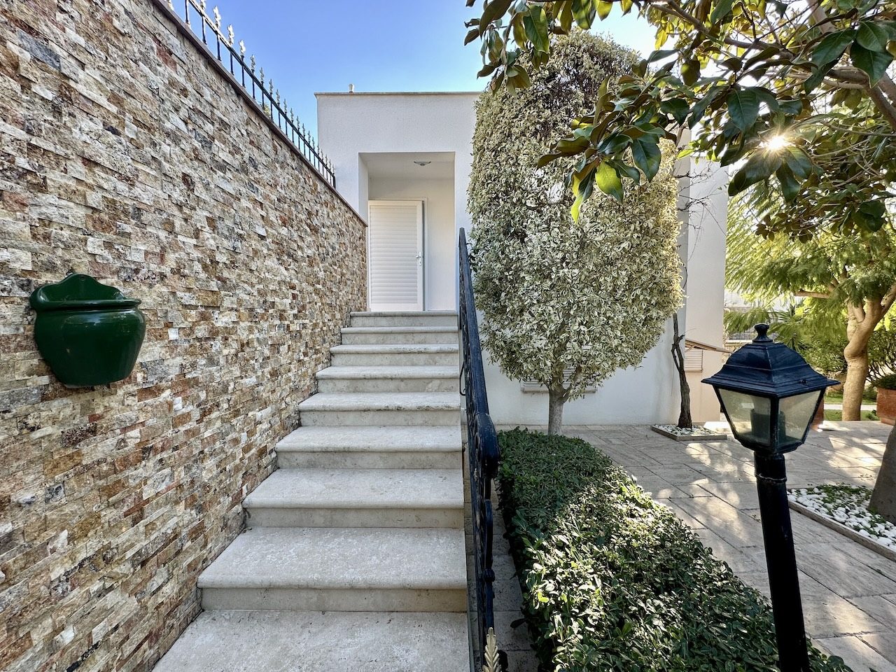 Turgutreis'te Elit Konumda Havuzlu Deniz Manzaralı Lüks Villa