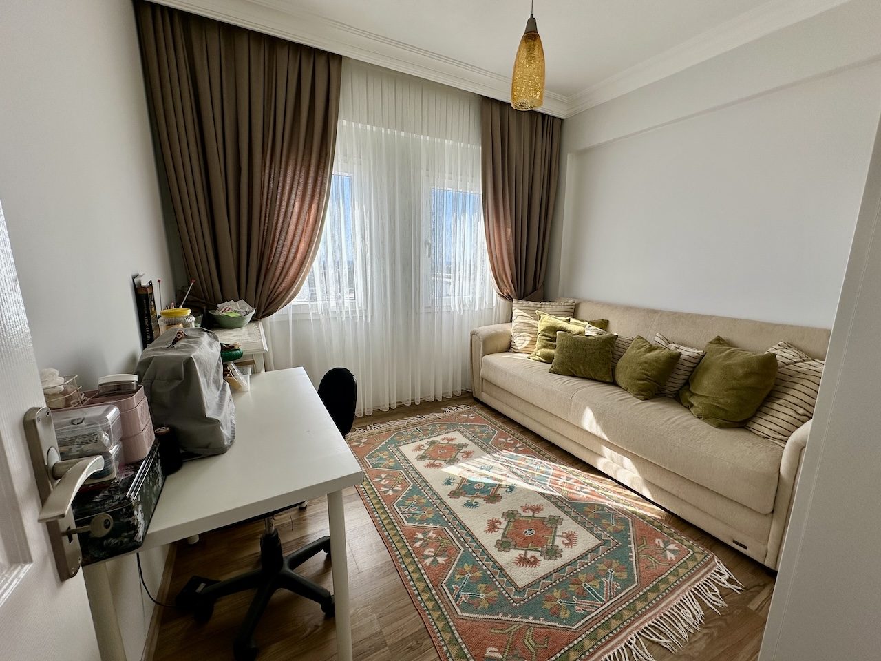 Bodrum Turgutreis'te Deniz Manzaralı Tertemiz 3+1 Daire