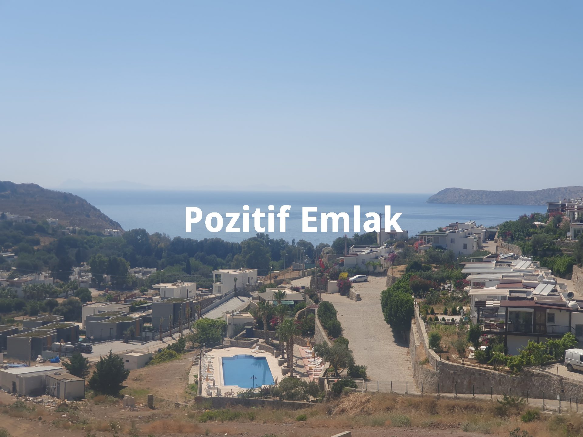 Bodrum Gümüşlük'te Satılık Harika Manzaralı Site İçi 3+1 Villa