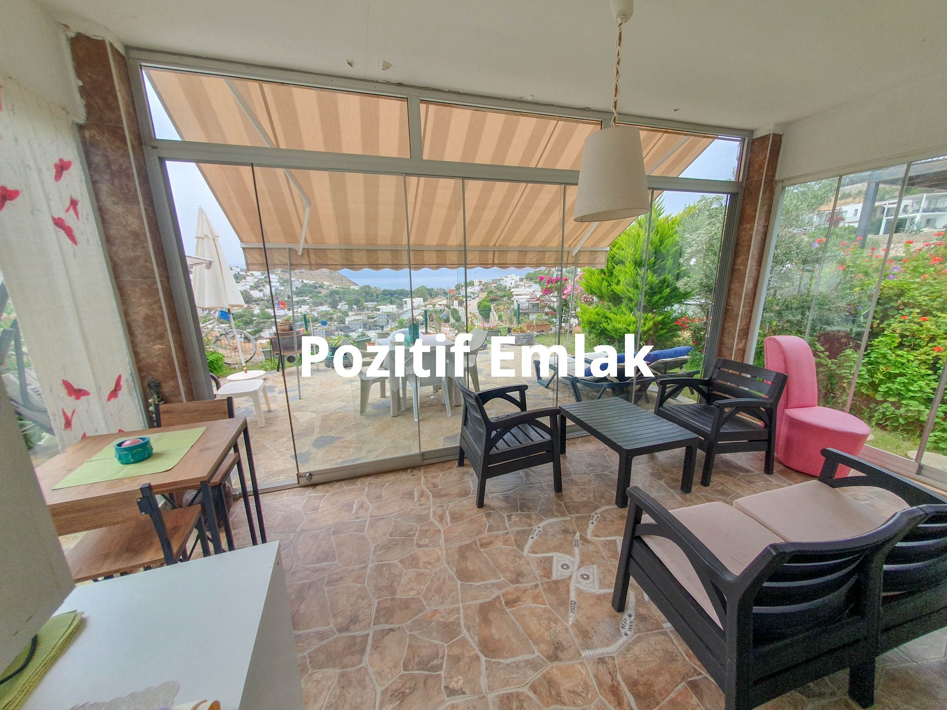 Bodrum Gümüşlük'te Satılık Harika Manzaralı Site İçi 3+1 Villa