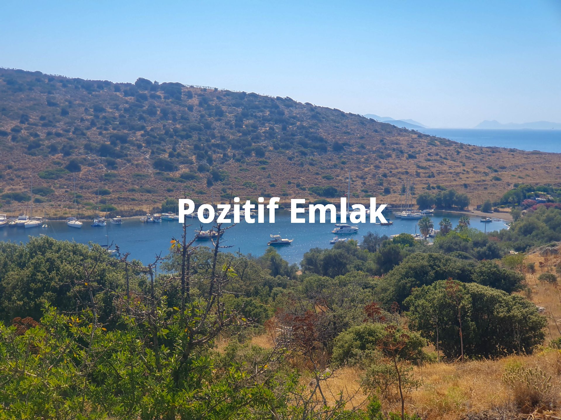 Bodrum Gümüşlük'te Satılık Harika Manzaralı Site İçi 3+1 Villa