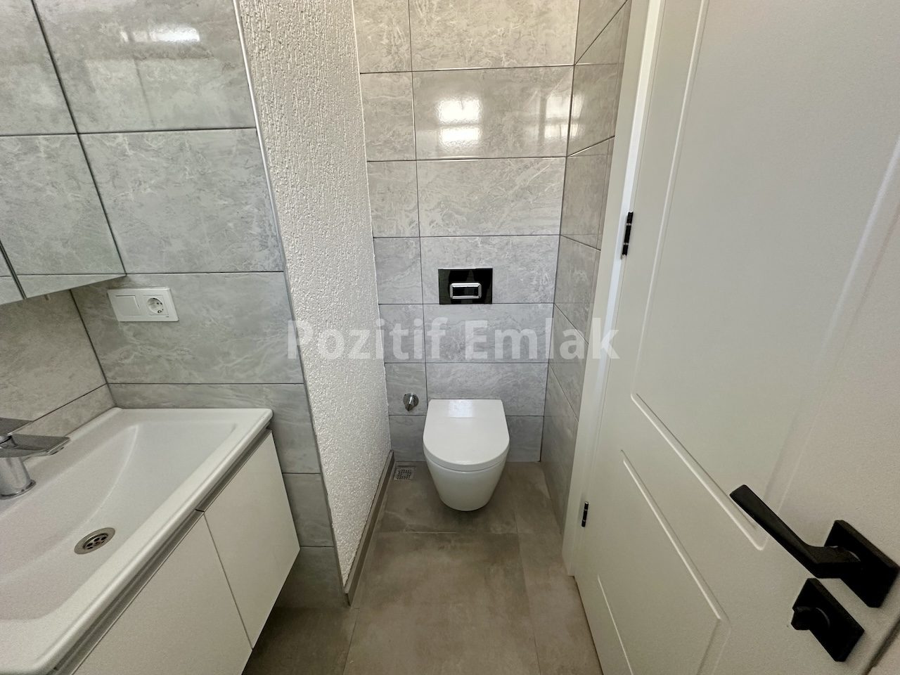 Bodrum Turgutreis Merkezde Harika Konumlu Sıfır 3+1 Villa