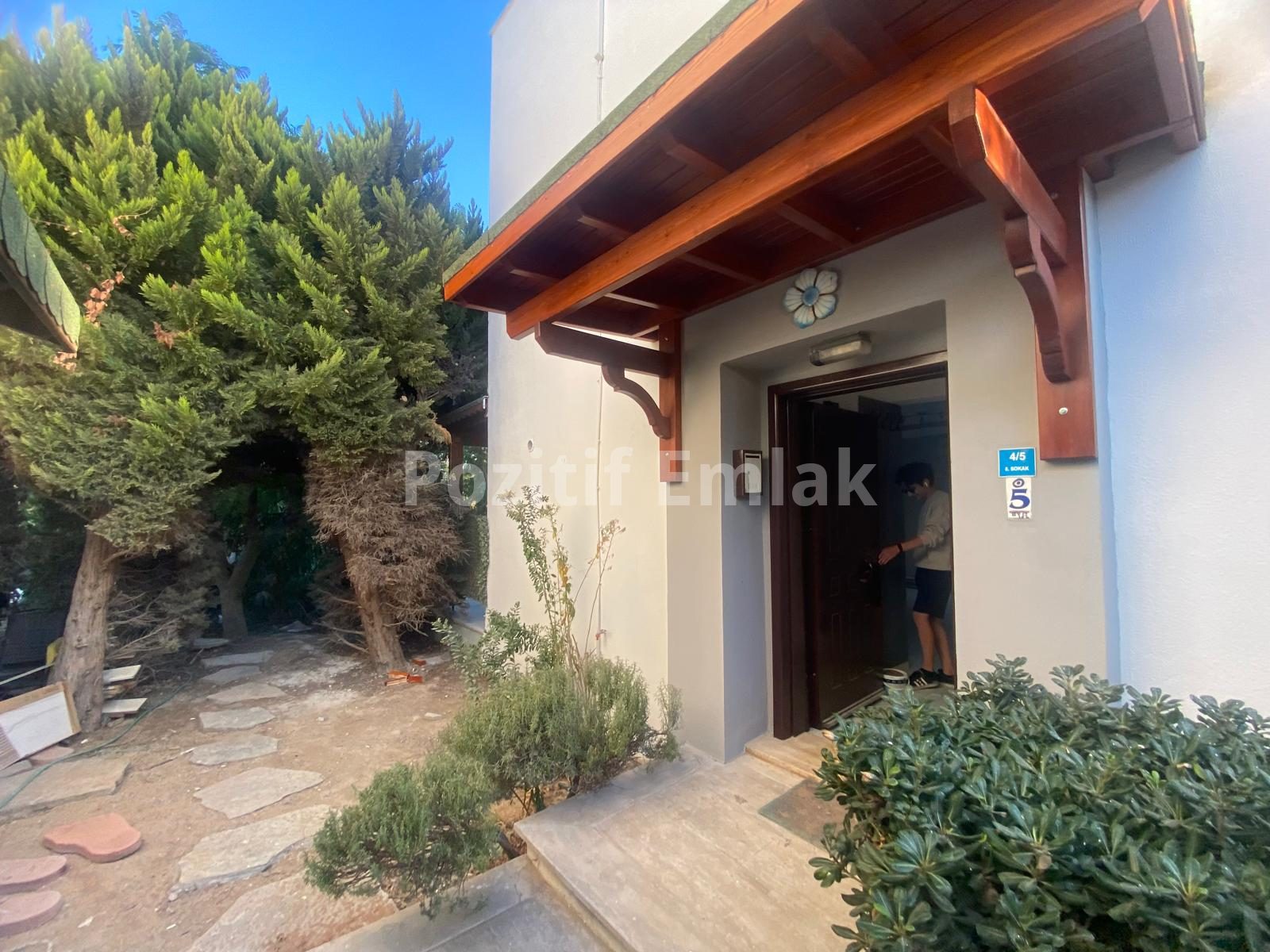 Bodrum Kadıkalesi'nde Denize Yakın Havuzlu Site içi 3+1 Villa