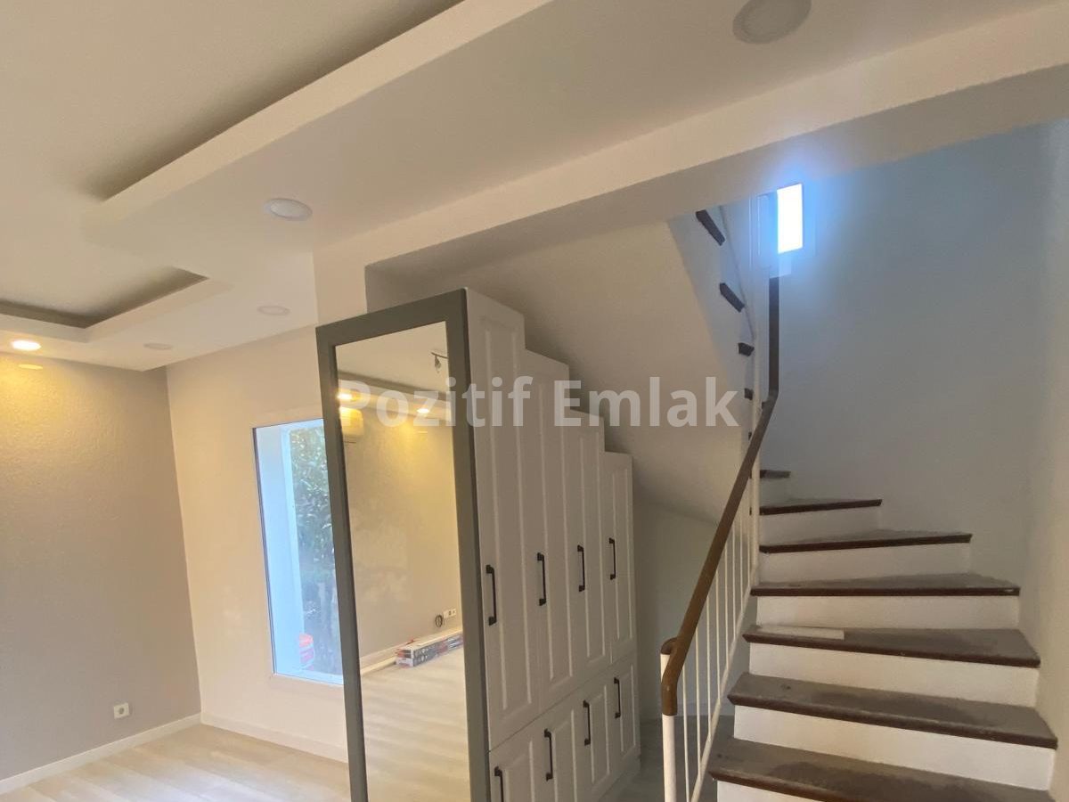 Bodrum Kadıkalesi'nde Denize Yakın Havuzlu Site içi 3+1 Villa