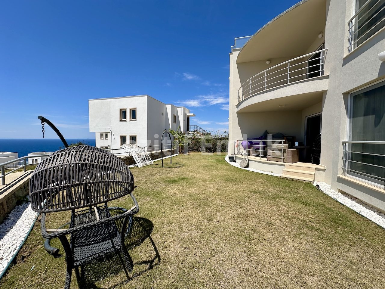 Bodrum Yalıkavak'ta Havuzlu Sitede Muhteşem Manzaralı 6+1 Villa