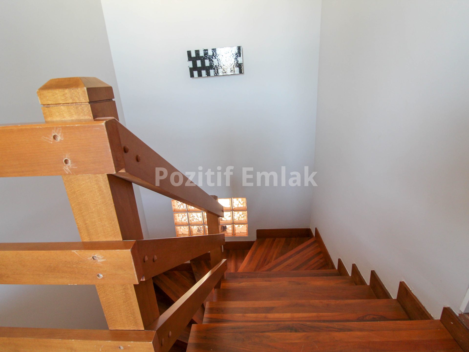 Turgutreis'te Denize 200 Metre Mesafede 5+1 Havuzlu Villa