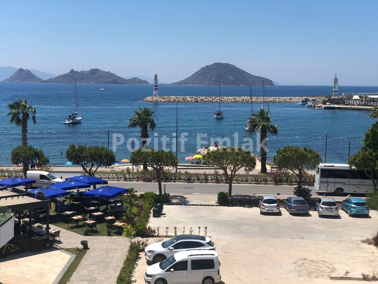 Turgutreis Yalıda Satılık Deniz Manzaralı Lüks Rezidans