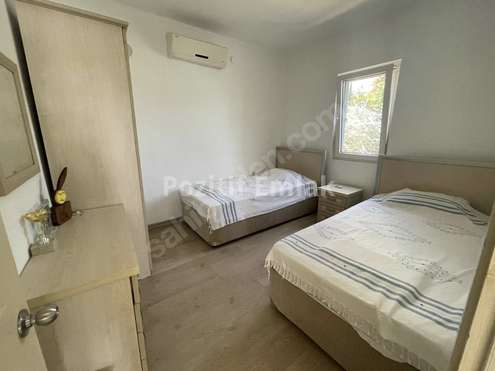 Bodrum Yahşi'de Denize Sıfır Muhteşem Manzaralı Özel Plajlı Villa