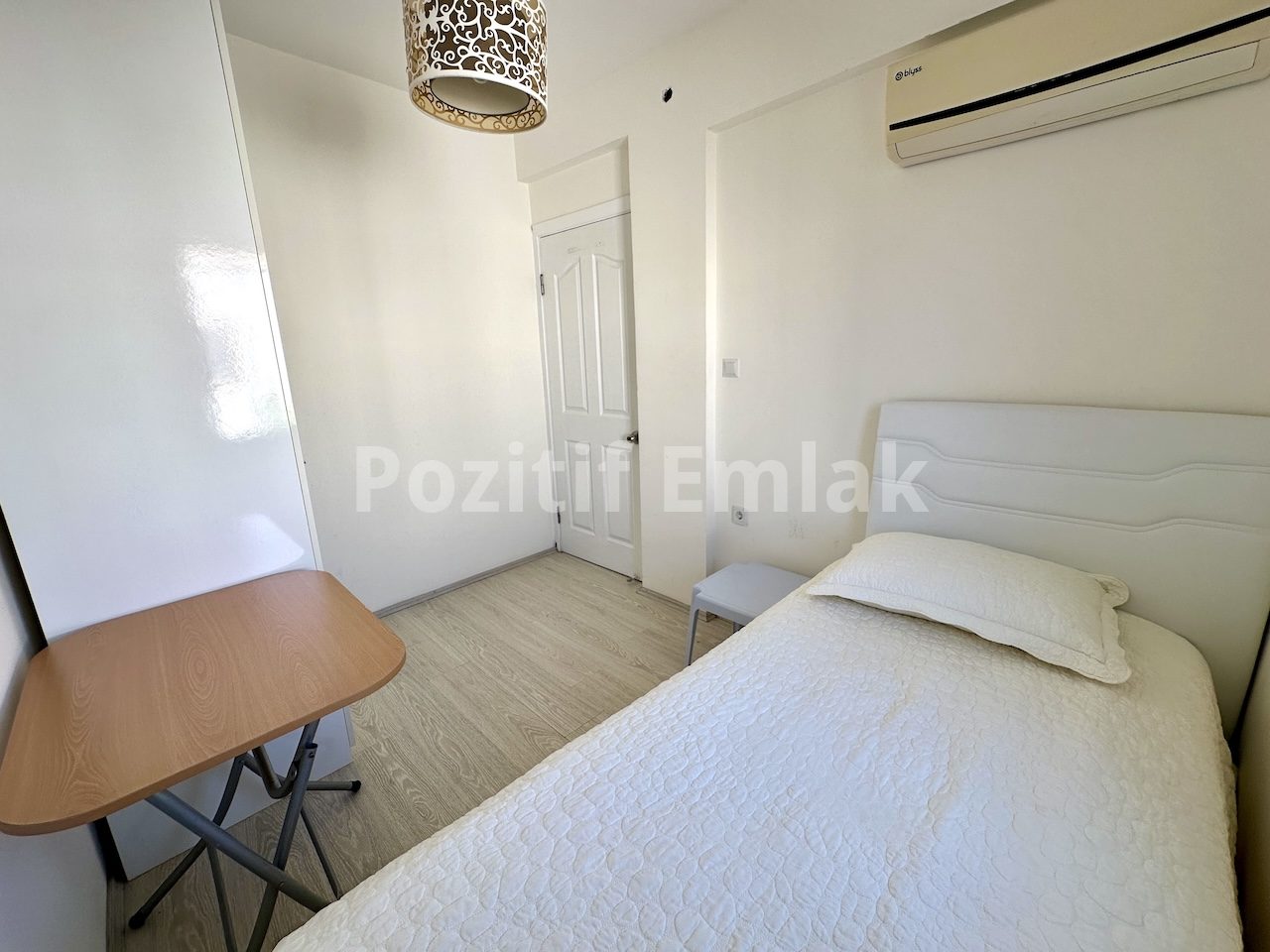 Bodrum Akyarlar'da Nezih Site İçinde Büyük Bahçeli Villa