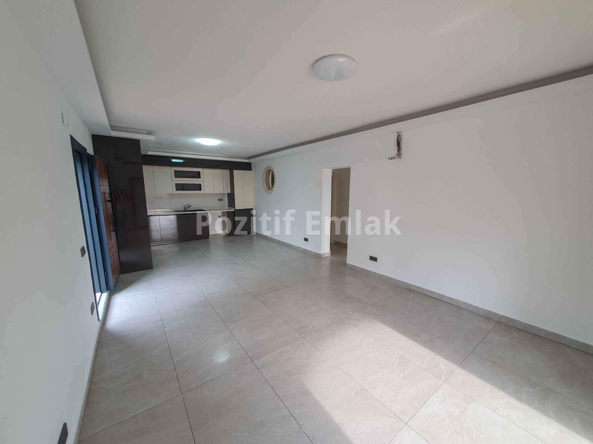 Turgutreis'te Deniz Manzaralı, Havuzlu Sitede 2+1 Daire