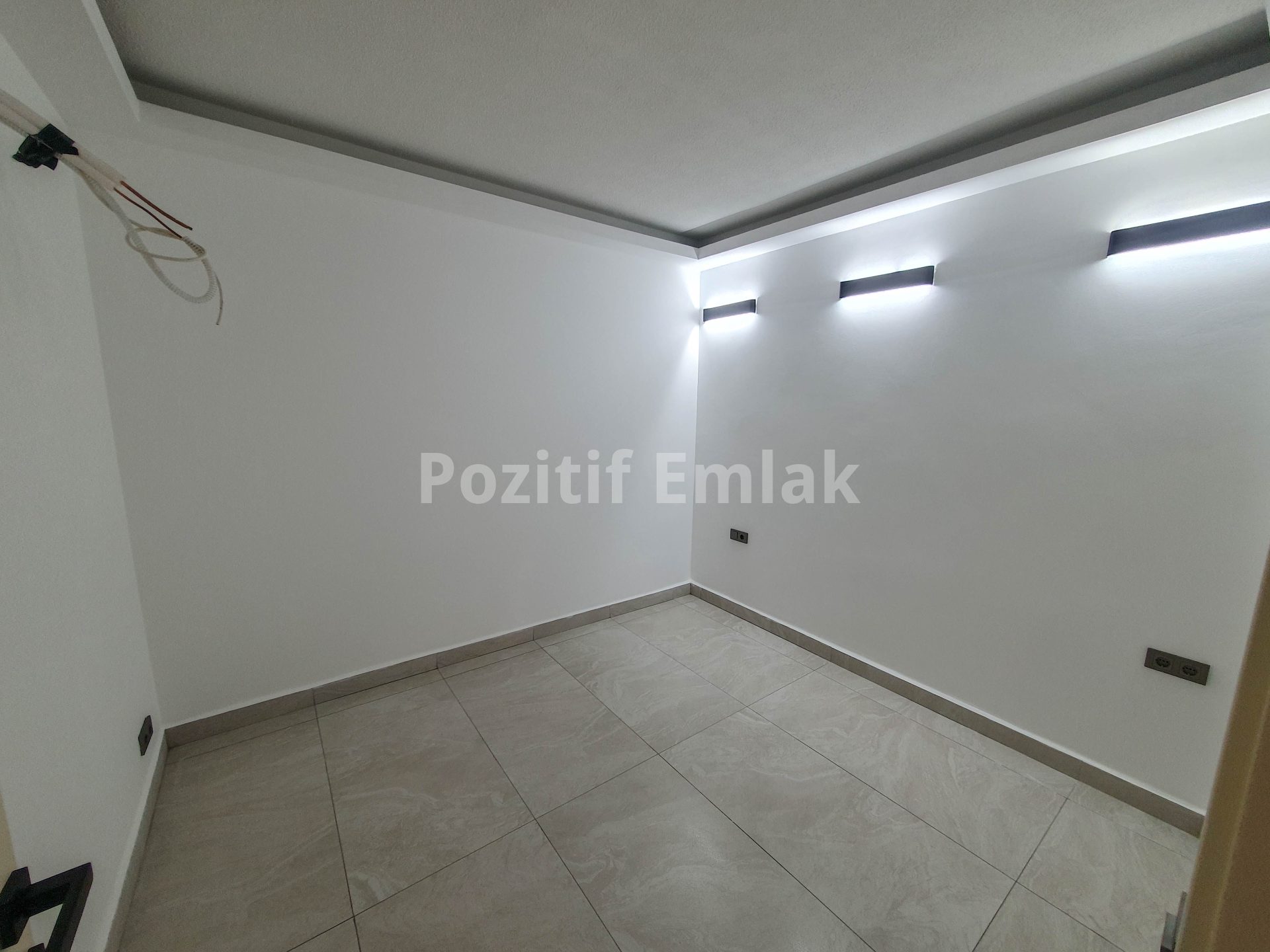 Turgutreis'te Deniz Manzaralı, Havuzlu Sitede 2+1 Daire