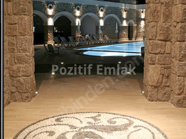 Turgutreis'te Deniz Manzaralı, Havuzlu Sitede 2+1 Daire