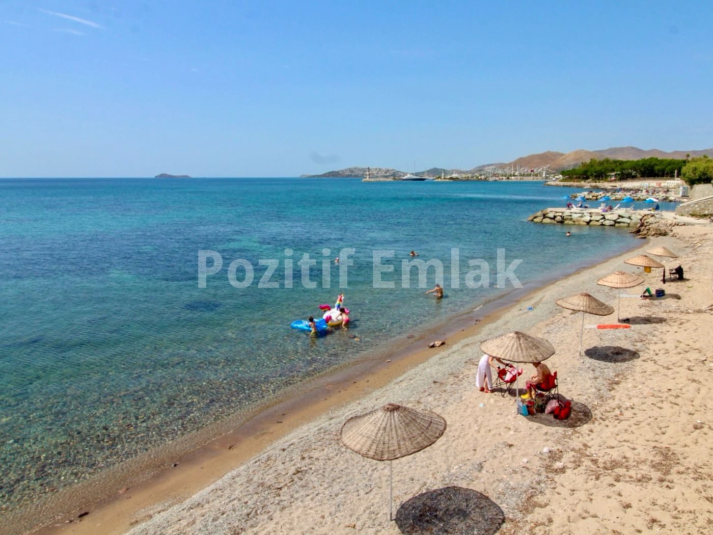 Turgutreis'te Deniz Manzaralı, Havuzlu Sitede 2+1 Daire