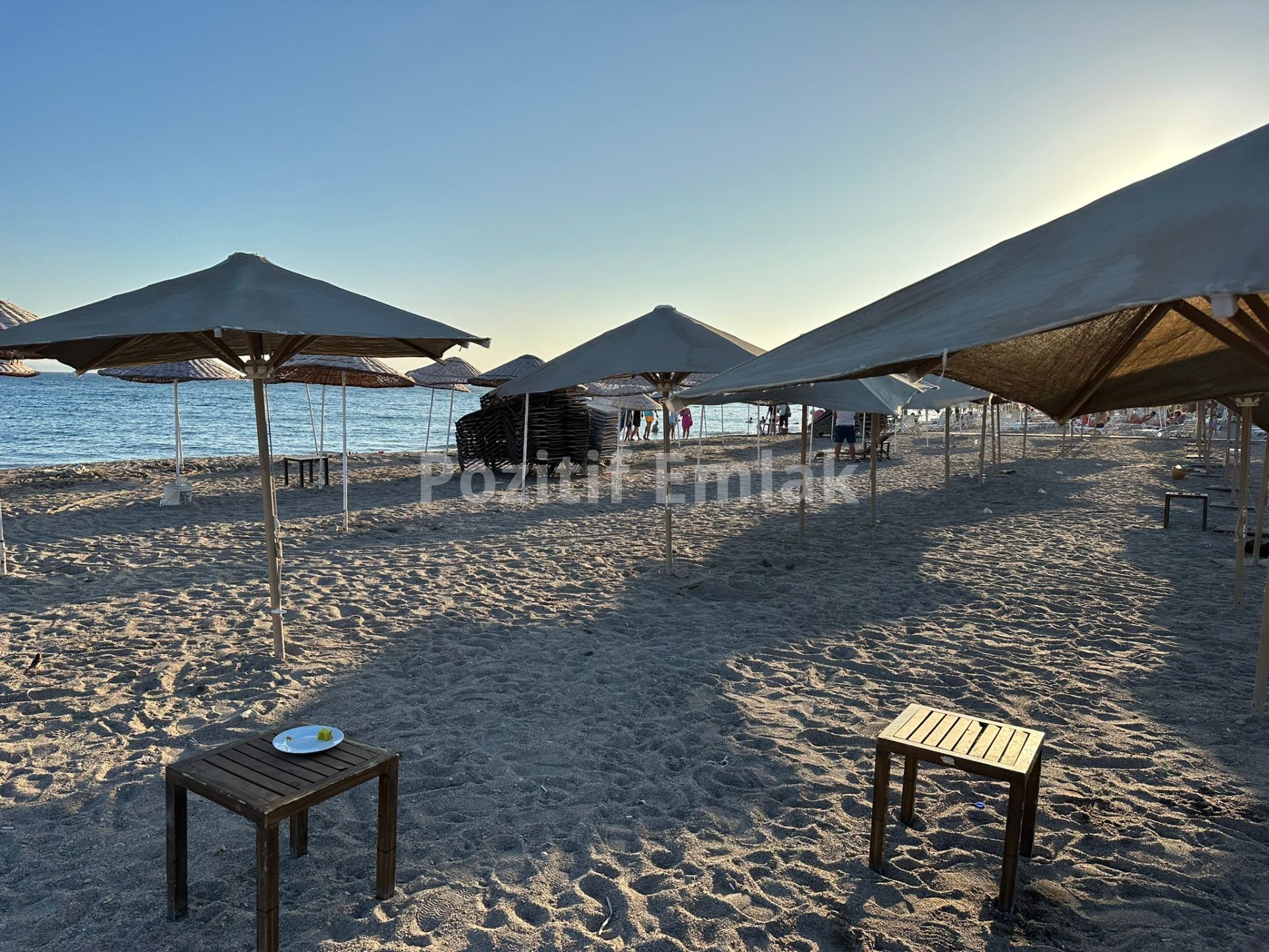 Akyarlar'da Plaja Yakın Deniz Manzaralı Bahçeli Villa