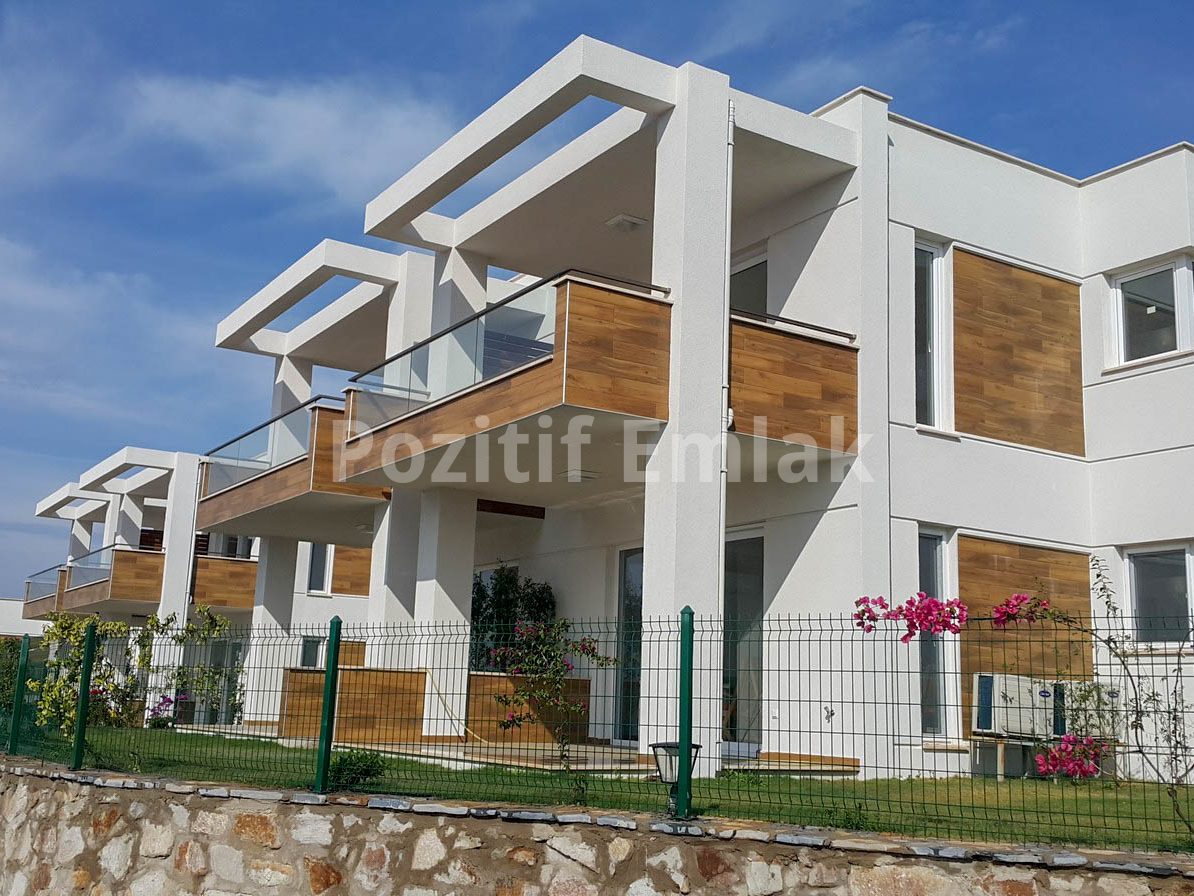 Turgutreis Karabağ'da Elit Site içinde Deniz Manzaralı 3+1