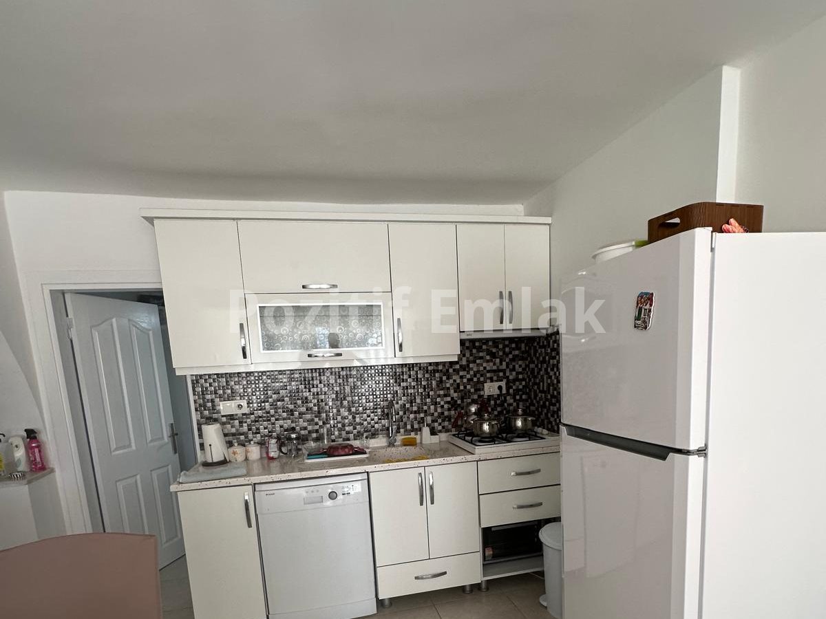 Bodrum Akyarlar'da Satılık Site içi Sahile Yakın 3+1 Bahçe Katı
